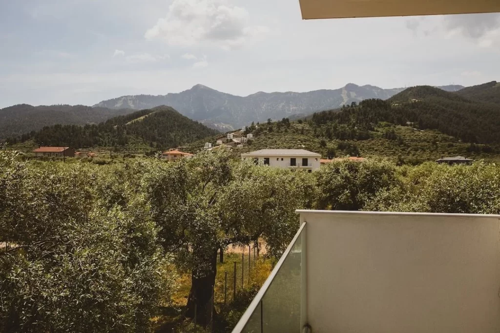 essentia vita comfy suites thassos