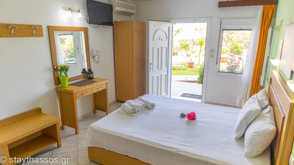 house elena thassos