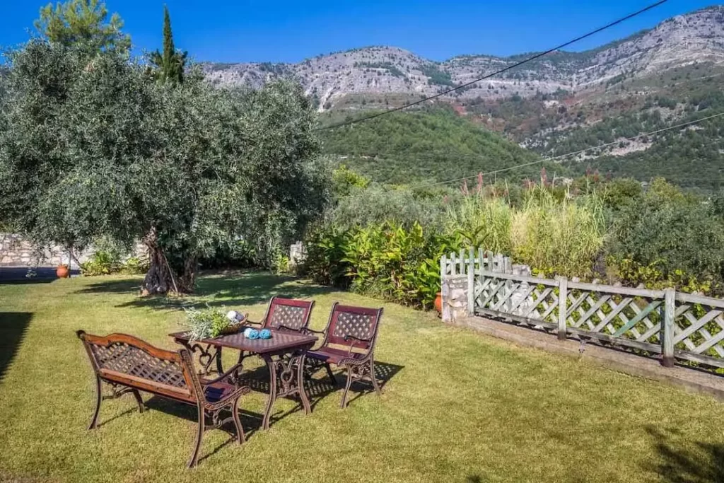 Sarimpalas Studios Thassos