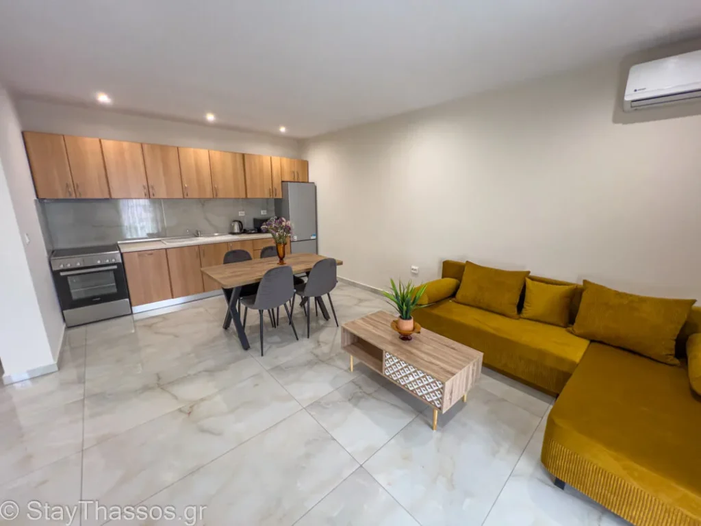 First Floor Loridis Central Apartment