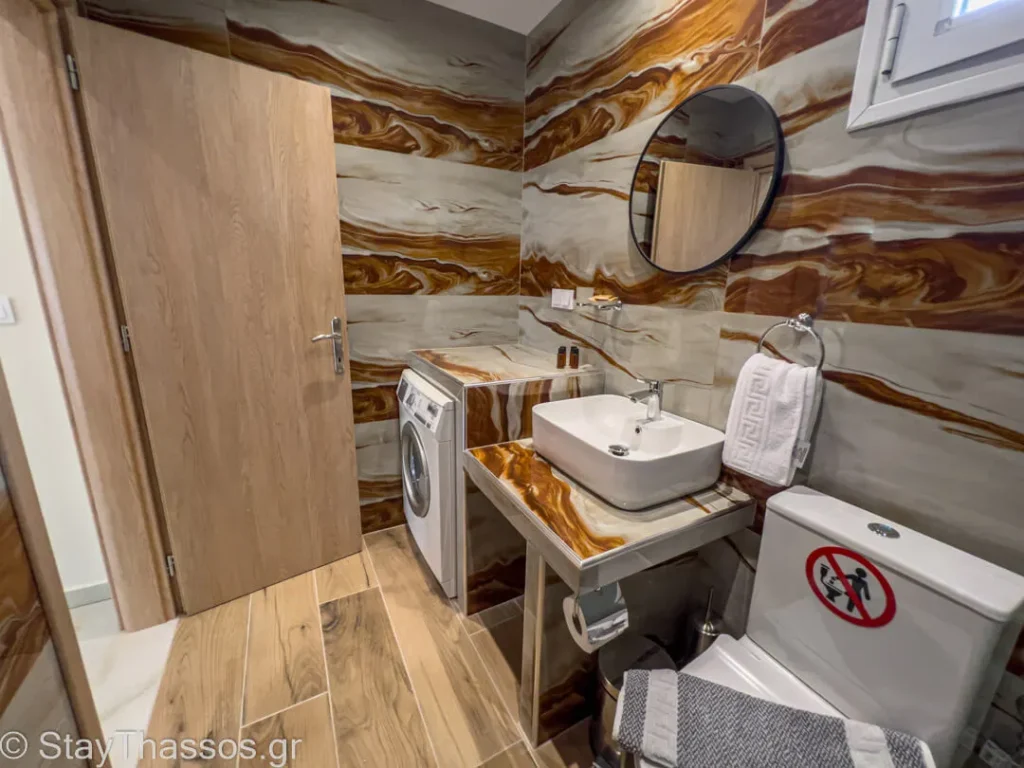 First Floor Loridis Central Apartment