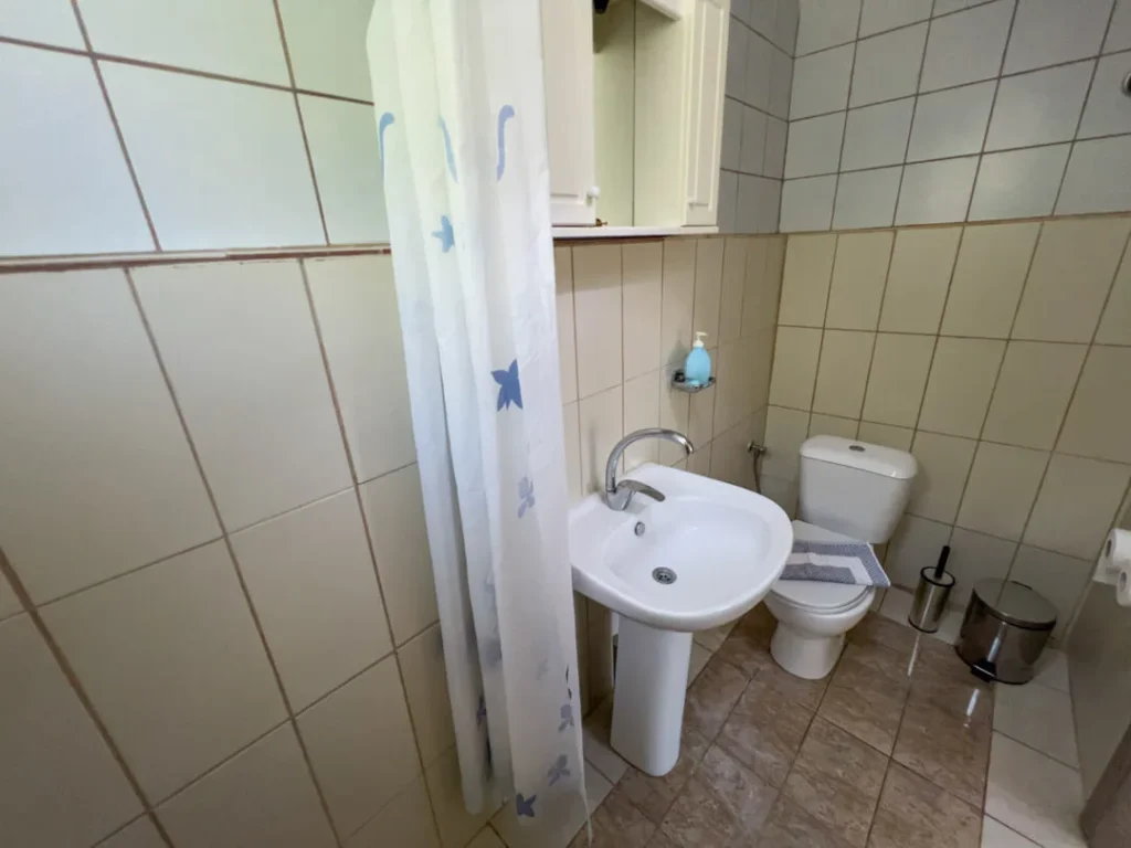 Ilios Beach House Bathroom