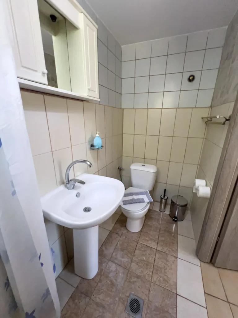 Ilios Beach House Bathroom