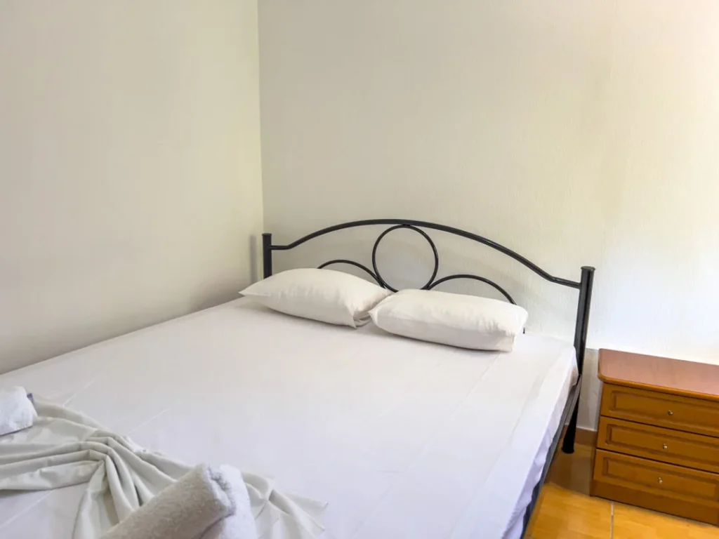 Ilios Beach House bedroom