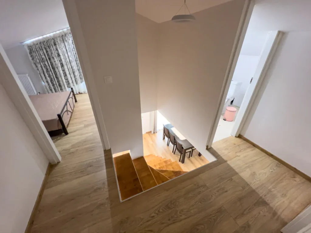 Villa Aniez 1st floor