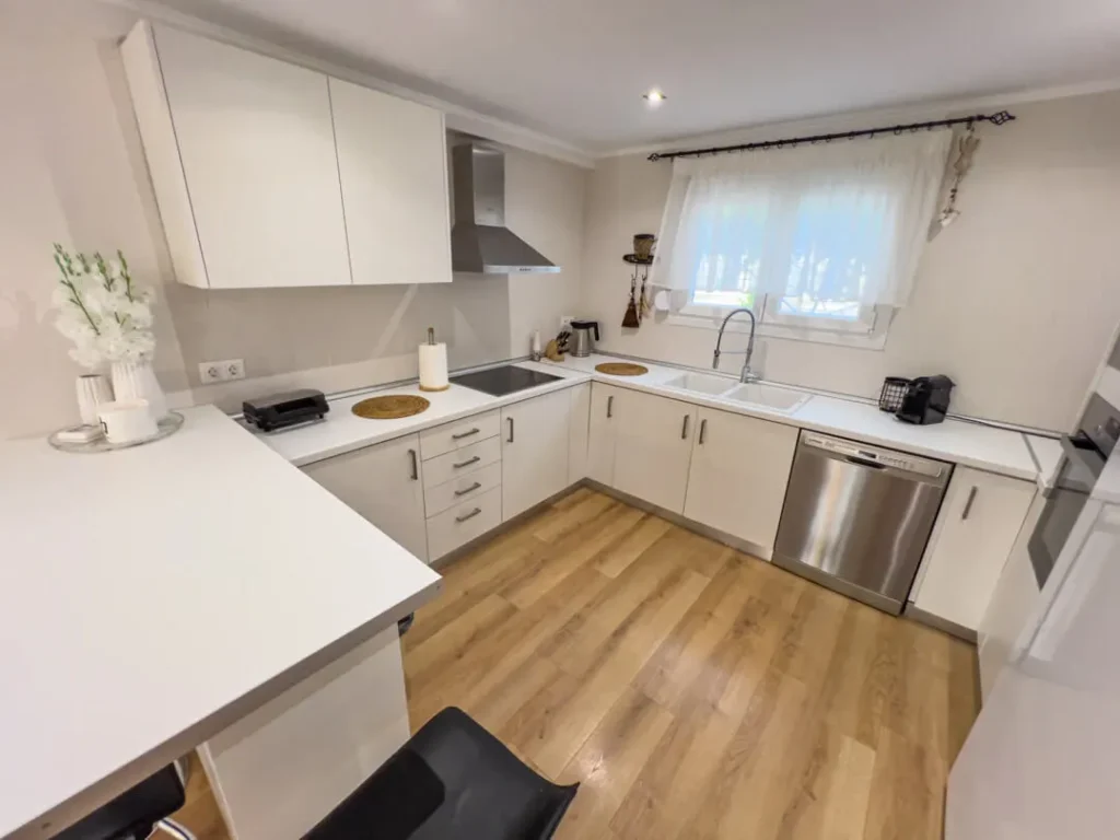 Villa Aniez Kitchen