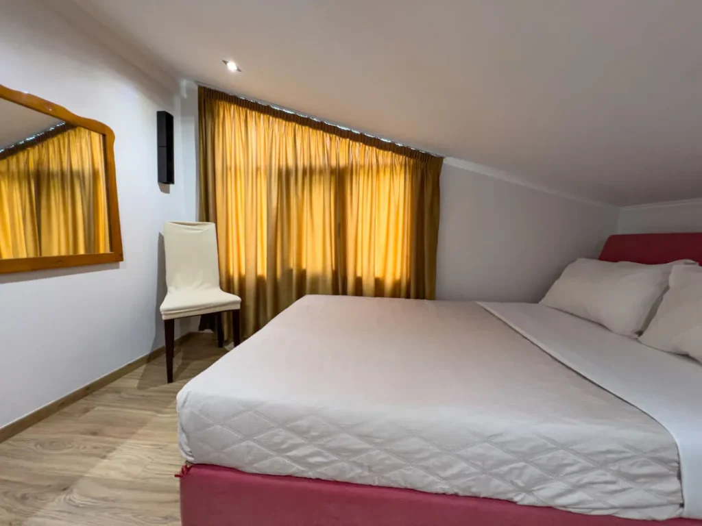 Villa Aniez bedroom 2 first floor