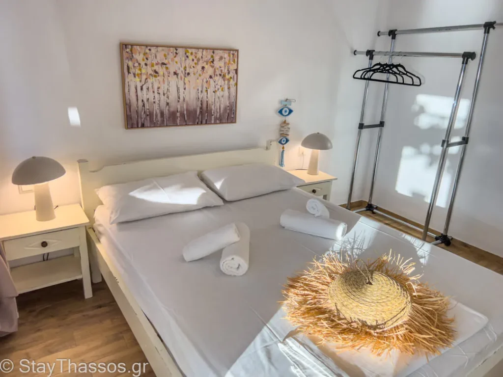 Angel Beach House Room