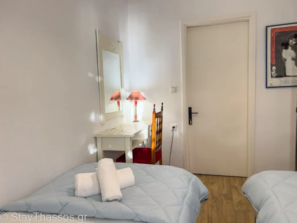Angel Beach House Room