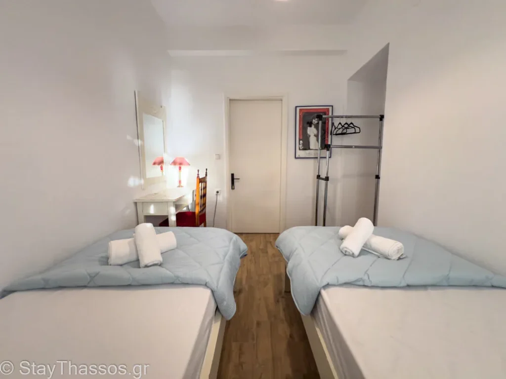 Angel Beach House Room 2