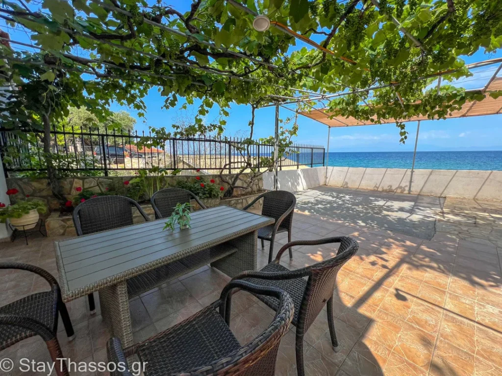 Angelos Beach House Patio