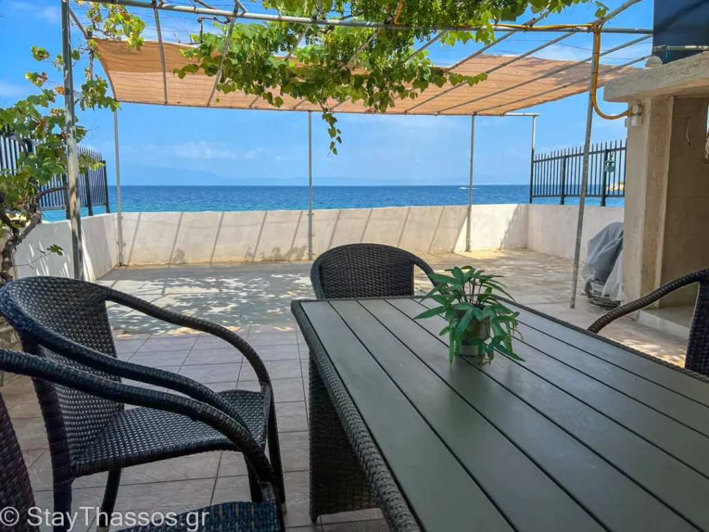 Angelos Beach House Patio