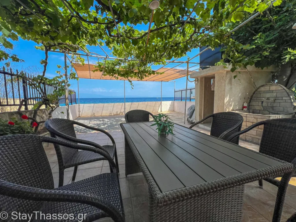 Angelos Beach House Patio
