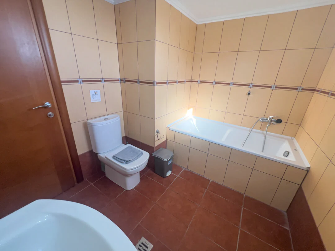 Venia’s House upstairs 2-bedroom house (8)