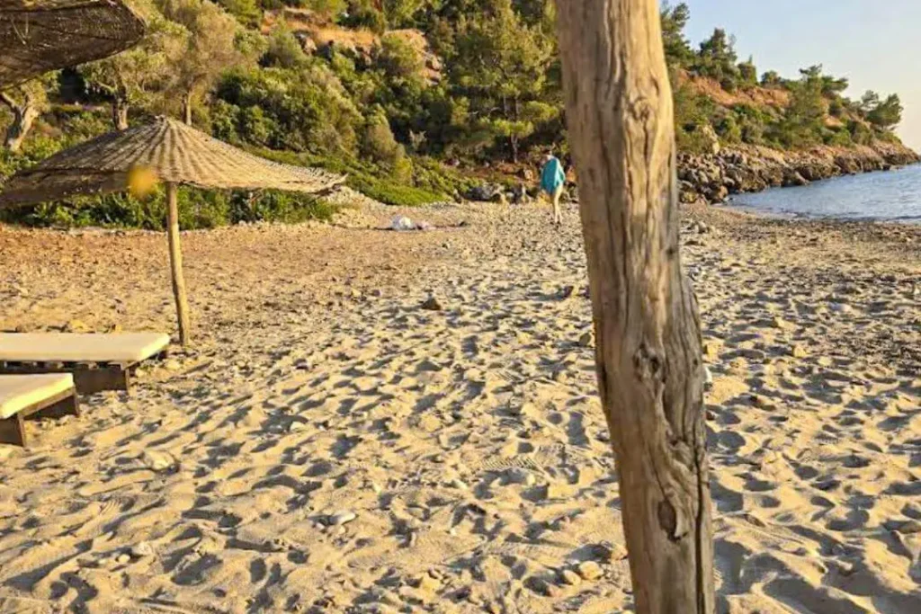 Crusoe Bay Thassos